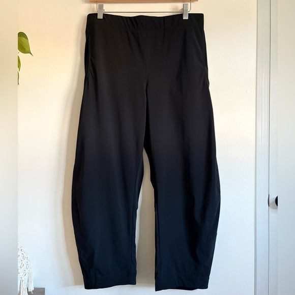 Ruti The Petite On The Loose Work Pants in Black NEW - Picture 2 of 5